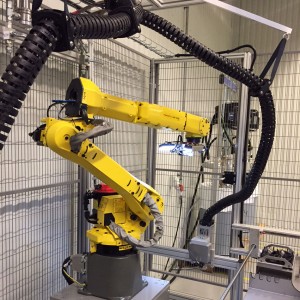 Billede af robot MI10-300×300